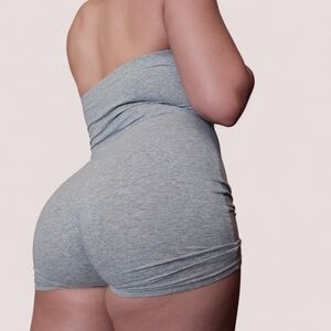🔴 3/$25 Shein Tube Light Gray Sexy Short Stretch Bodysuit M